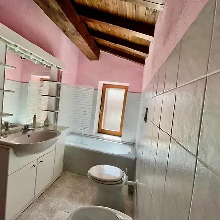 Ferienhaus Nel Cortile Della Casa Di Carta, Due Singole Unita *