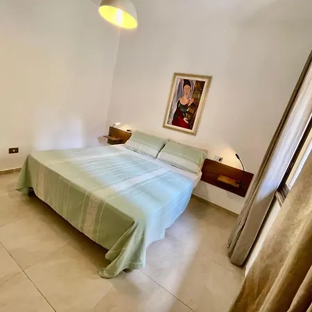 Ferienhaus Nel Cortile Della Casa Di Carta, Due Singole Unita Torpè